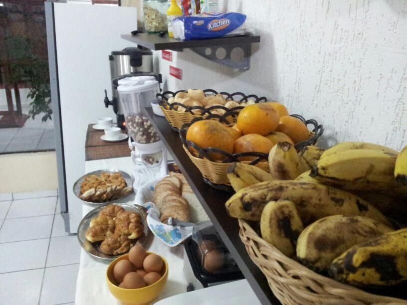 Hostal Casa Suiza Asunción Exterior photo